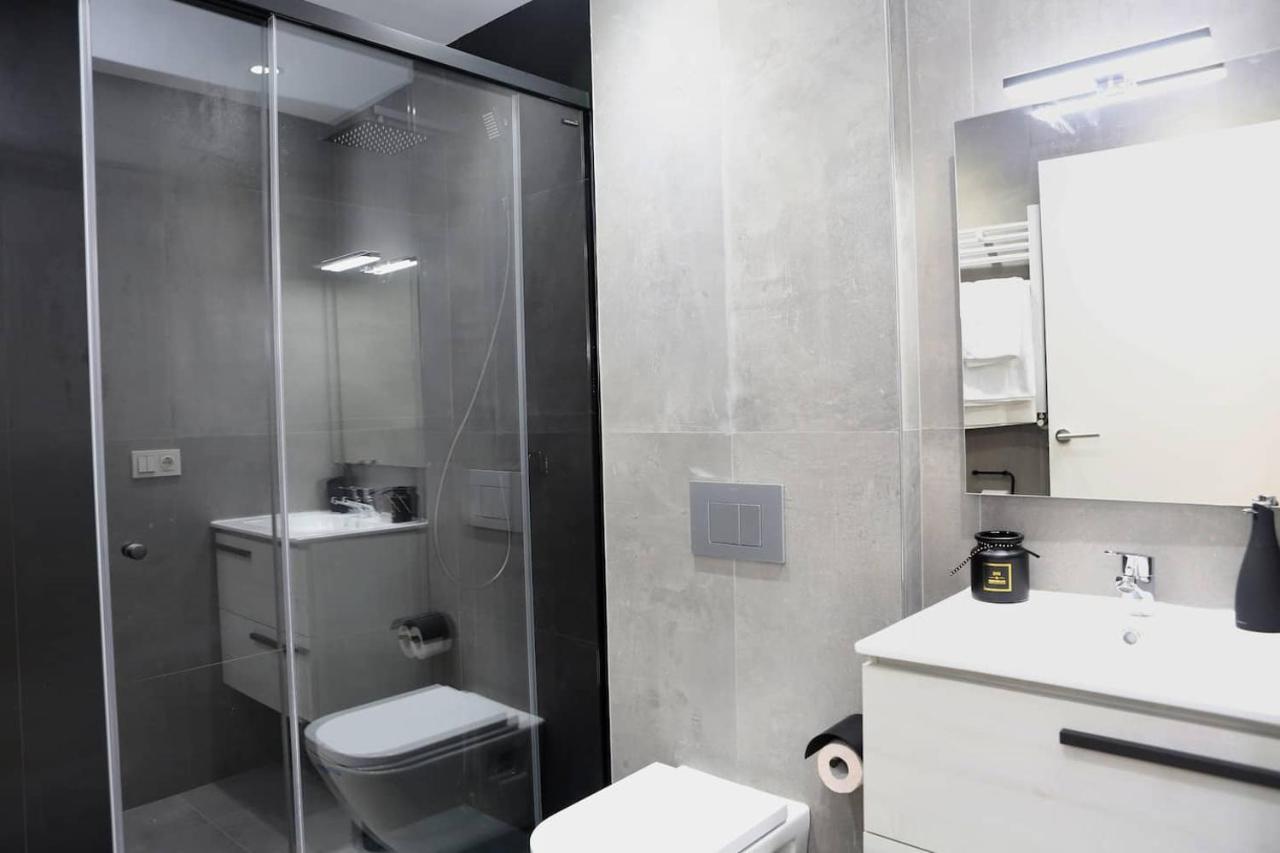 Piso Reformado A 2 Min Del Casco Viejo Con Garaje Gratis Lägenhet Bilbao Exteriör bild