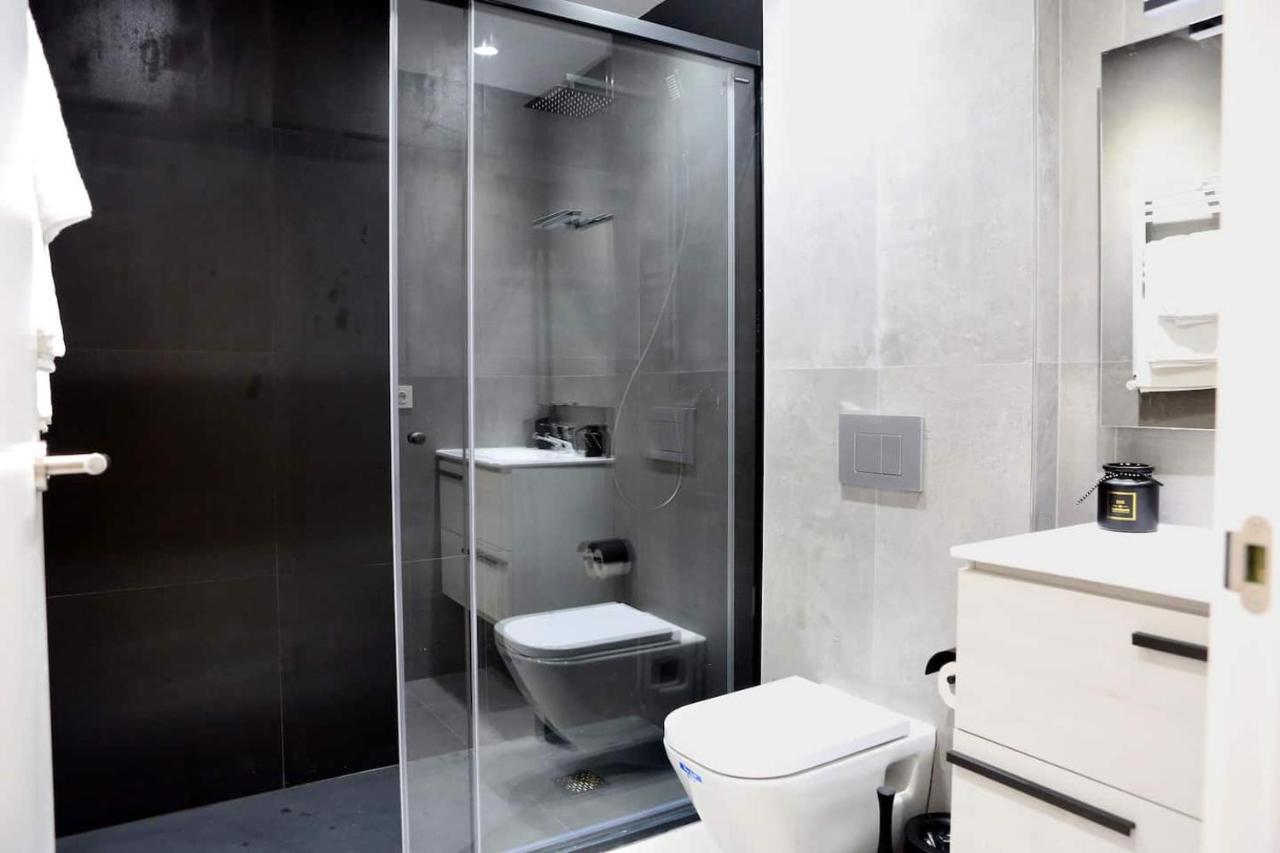 Piso Reformado A 2 Min Del Casco Viejo Con Garaje Gratis Lägenhet Bilbao Exteriör bild