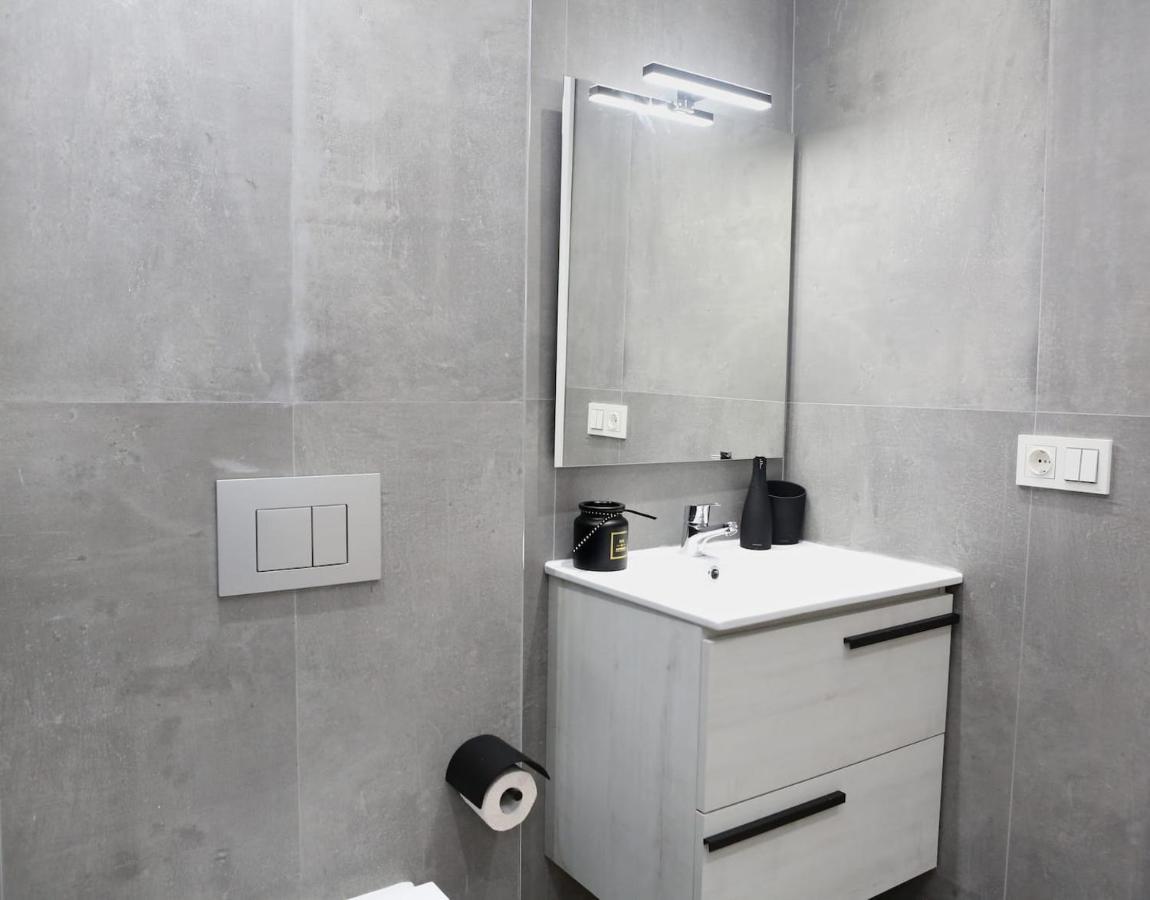Piso Reformado A 2 Min Del Casco Viejo Con Garaje Gratis Lägenhet Bilbao Exteriör bild